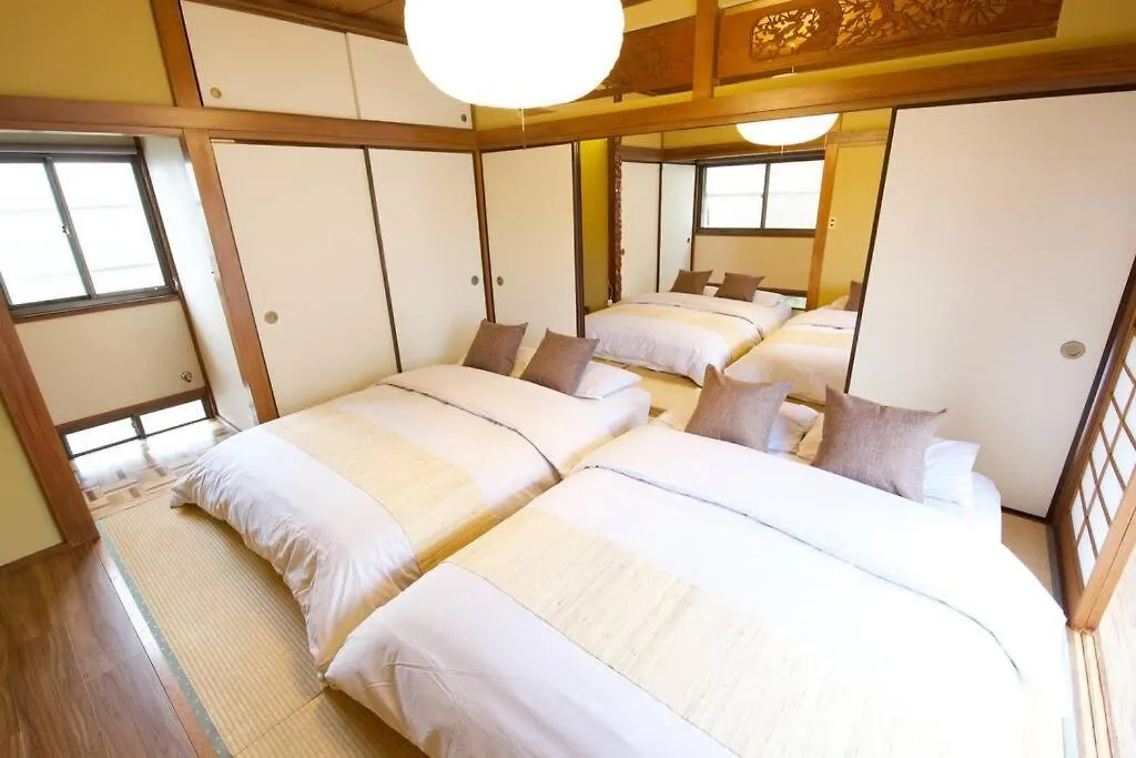 鎌倉一丁目貸家 Apartment Tokyo 0*,  Japan